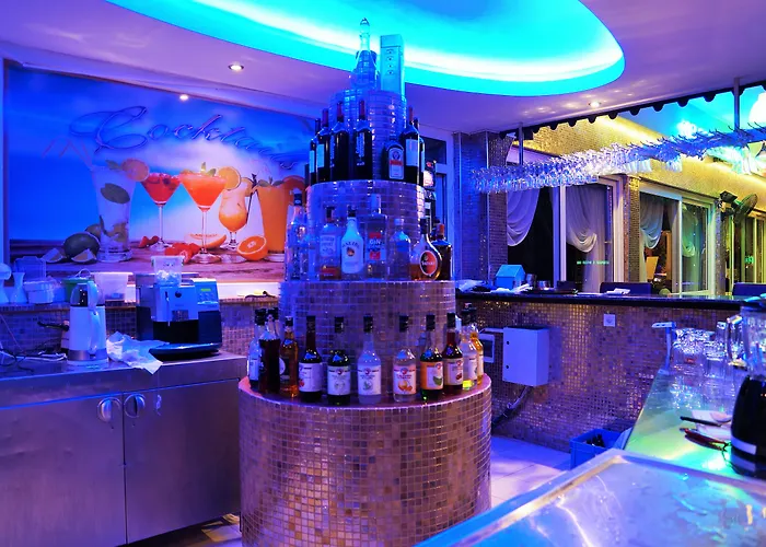 Select Suite & Apart